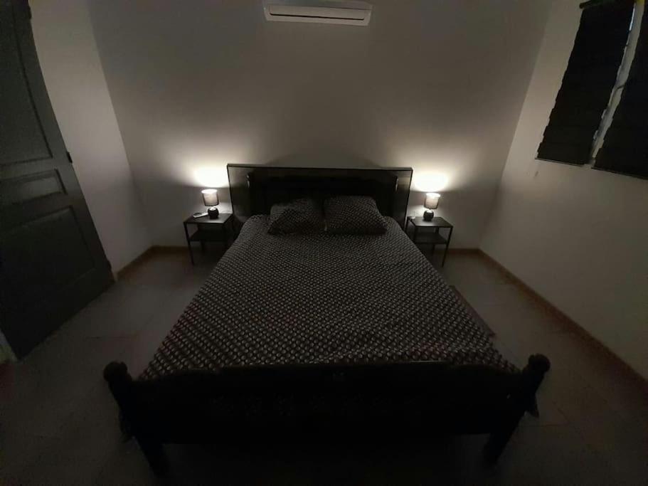 Appartement Spacieux &Tres Calme. Spacious & Very Quiet Apartment. Carros Kültér fotó